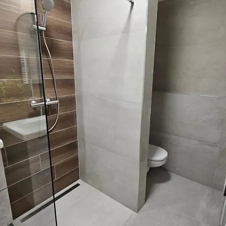 2 Apartment, New Building, Bosakova Street, 29 布拉迪斯拉发